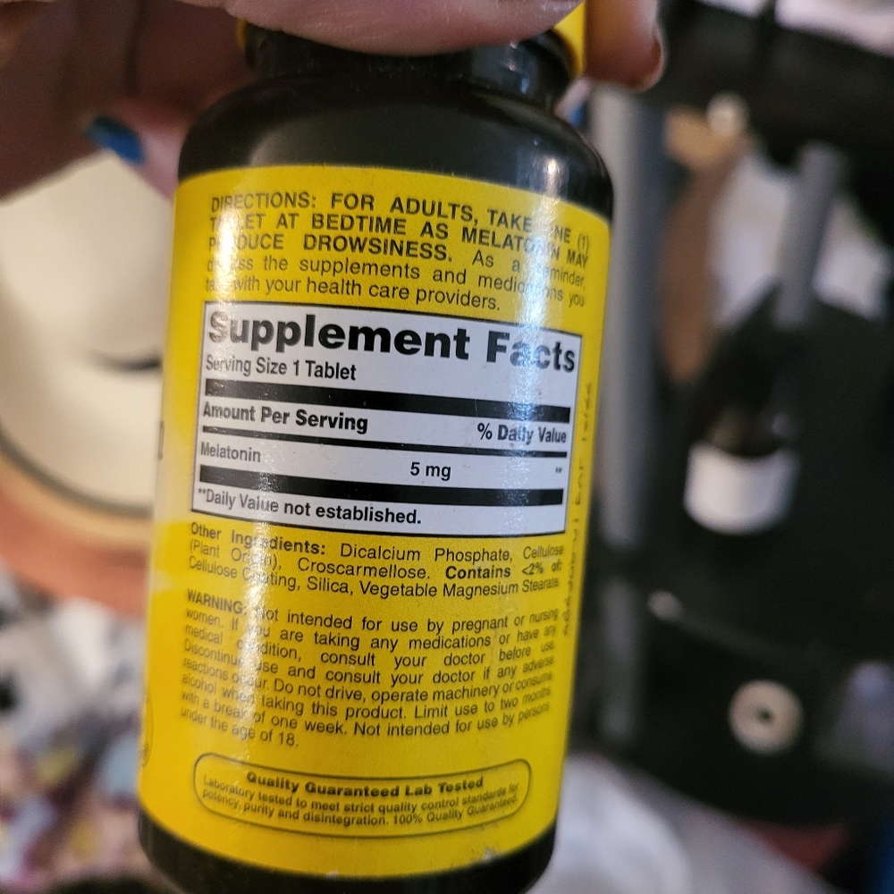 Melatonin 5mg - Picture 2 of 3